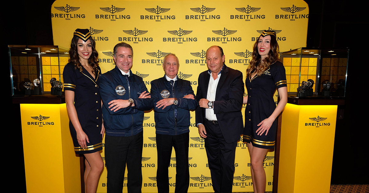 Die beiden Piloten Francisco Agullo und Gabriel Eveque mit Peter Kellner, Breitling CEO Austria and Eastern Europe bei der Pressekonferenz in Zagreb.