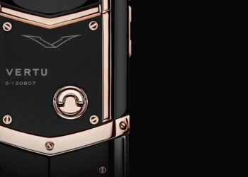 Aus für Luxus-Handys: Der Handy-Hersteller, der mit „Handmade in England“ wirbt, musste Insolvenz anmelden.