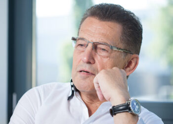 Hans Peter Barth verlässt den Pforzheimer Trauringhersteller. Er möchte künftig das Projekt Industrie 4.0 vorantreiben.