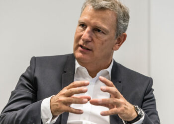 Swarovskis Deutschland-Chef Christoph Stock kann dem Säle positive Seiten abgewinnen. Der Handel erreicht in dieser Zeit Kunden, die sonst nicht gekommen wären.