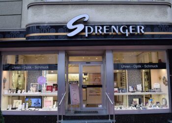 Uhren Optik Sprenger in Witten-Herbede wird jetzt vom Junior geleitet.