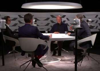 Im Talk: Jean-Claude Biver, Jérôme Biard und Philipp Man (Chronext) über Krisen, Emotionen und den richtigen Weg in die digitale Zukunft.