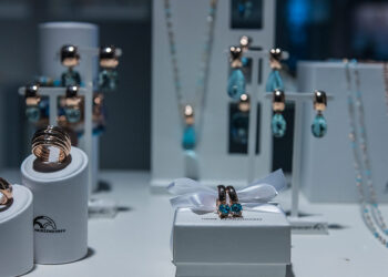 Die Marke Heide Heinzendorff bietet für alle Jägerinnen und Sammlerinnen Schmuckstücke, die individuell zusammengestellt werden können.