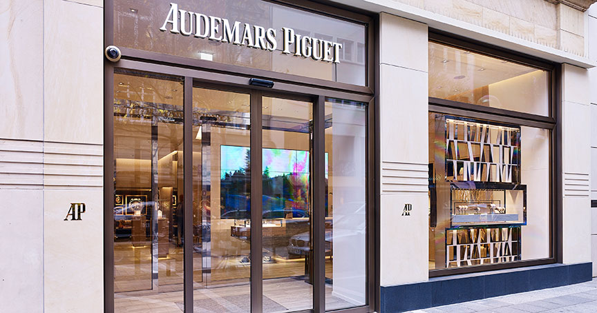 Eröffnet: In den ehemaligen Räumlichkeiten von Juwelier Friedrich in Frankfurts Goethestraße gibt es nun die von Rüschenbeck betriebene Boutique von Audemars Piguet.