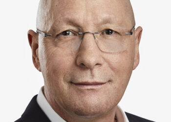 Uwe Hück, Ex-Betriebsrat von Porsche, will Pforzheims Lokalpolitik aufmischen.