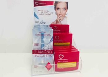 Connoisseurs bringt Schmuck in Sekunden zum Funkeln.