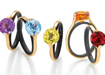 Gellner zeigte seine neuen "Star"-Ringe.