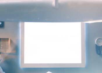 Die Berater von Bain sehen keine dominierende Zukunft für künstliche Diamanten, wie hier ein Ausschnitt aus dem Werbevideo der DeBeers-Marke Lightbox.