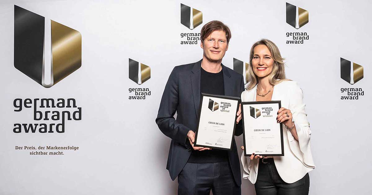 Freuen sich über die Auszeichnung: Carola und Nils Eckrodt.