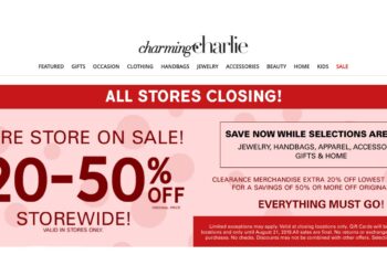 Der Webshop von Charming Charlie weist auf die Schließung der Geschäfte hin.