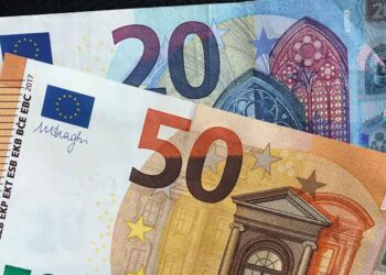 Der 50 Euro-Schein ist der Liebling der Fälscher. Rund 80 % aller gefälschten Banknoten sind 50- und 20-Euroscheine.
