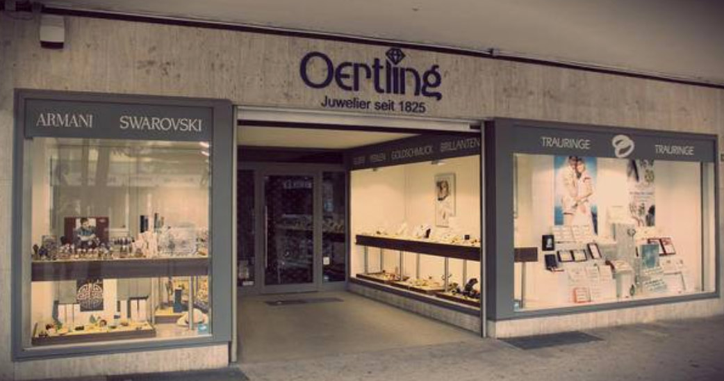 Schließt nach 194 Jahren: Juwelier Oertling in Neumünster.