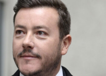 René Benko ist der Überzeugung, dass der stationäre Handel neben dem Onlinehandel bestehen kann.