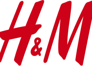Bei H&M können sich Kunden jetzt auch Kleidung ausleihen.