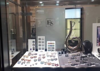 Die Marke Heide Heinzendorff wird bei "Siemens Juwelen" immer im Fenster präsentiert.