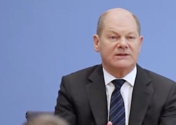 Bundesfinanzminister Olaf Scholz (SPD) will Betrieben und Beschäftigten in der Corona-Krise helfen.
