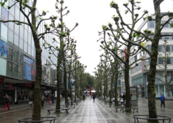 Was ist eine Innenstadt wert ohne die großen Ankermieter? Der Beschluss, nur Geschäfte mit weniger als 800 Quadratmetern Verkaufsfläche zuzulassen, stößt auf Kritik.