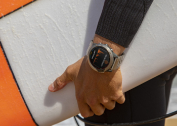 Die quatix 6X Solar ist ab sofort verfügbar. Sie kostet 1.149,99 Euro UVP.