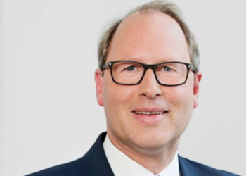 HDE-Chef Genth fordert staatliche Hilfe auch für Firmen, die nicht Härtefall sind.