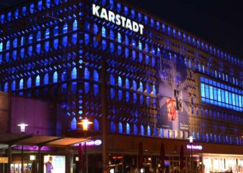 Die Zukunft von 26 der 50 Karstadt Feinkost-Filialen ist offenbar gesichert (Foto: Wikipedia).