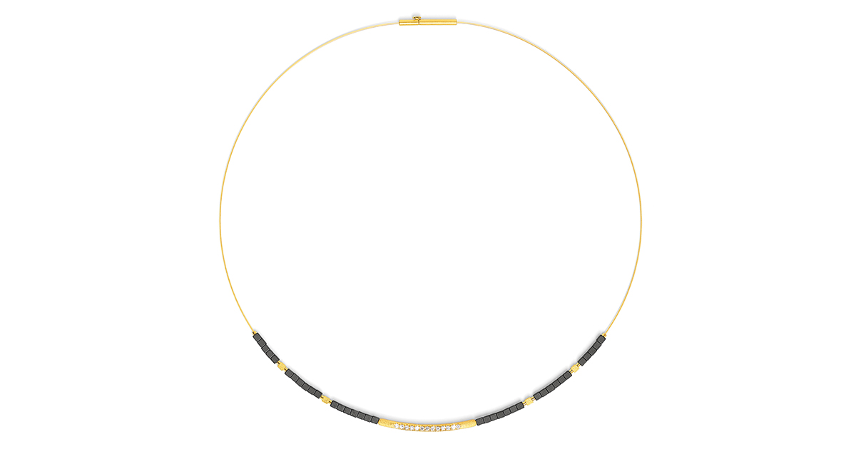 1_F20_Bernd_Wolf_Collier_Senbo_84101276_01_OW_20_Silber925_24kt_goldplattiert_Haematin_Original
