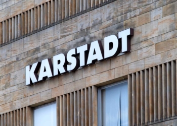 Signa kauft Karstadt-Zentrale