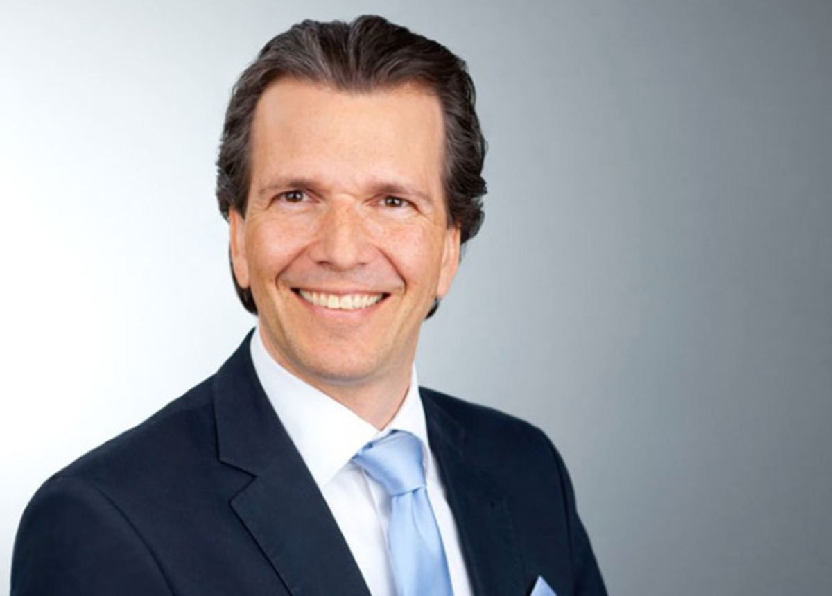 Jan Sebastian ist seit 2018 Mitglied im Vorstand des Handelsverband Deutschland ( HDE).
