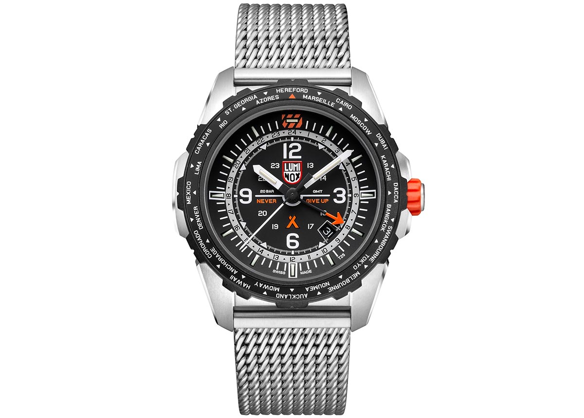 XB.3762-S90 Das Modell 3762 mit Milanaise-Mesh-Metallarmband (UVP: 740 Euro).