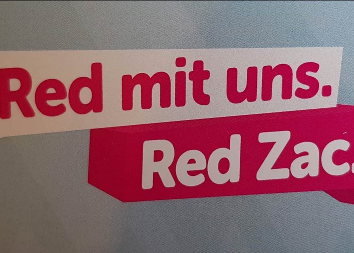 Bislang hieß es: „Seid faul! Red Zac macht´s euch bequem.“ Nun heißt es: „Red mit uns. Red Zac“.