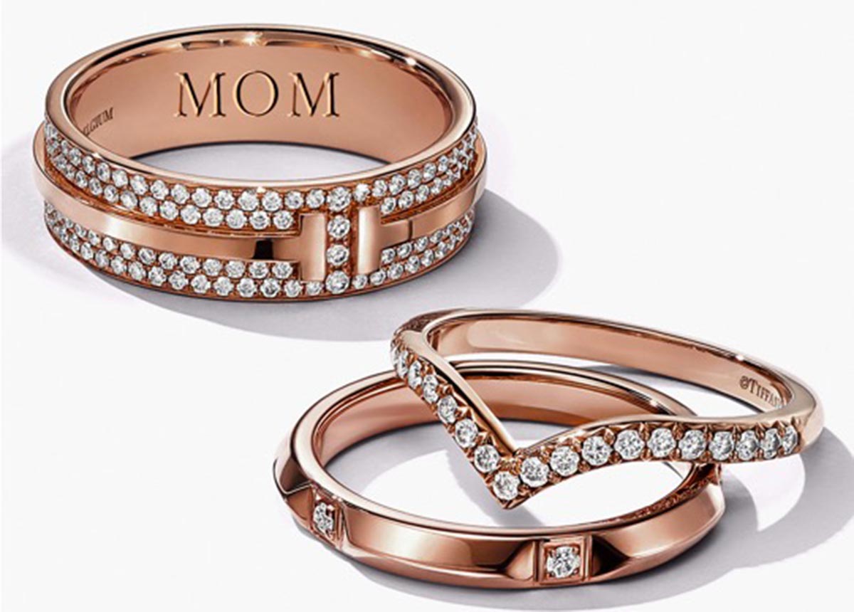 Die kombinierbaren Ringe von Tiffany – ein ideales Muttertagsgeschenk.
