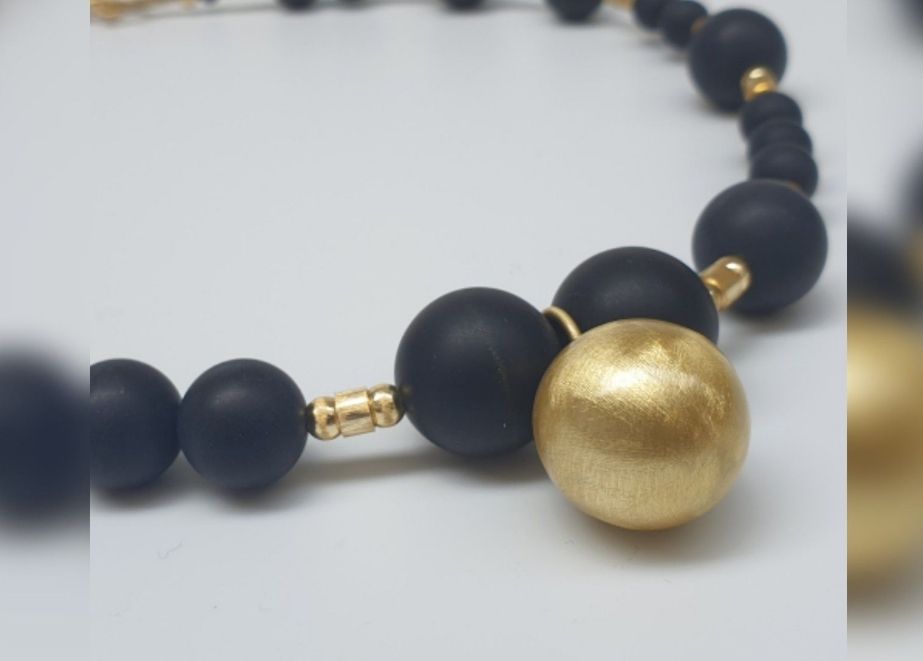 Maria Rzewuska Designerschmuck_Gemworld_Connect_2021 Internationale Schmucktrends wie der Designerschmuck von Maria Rzewuska werden auf der Messe vertreten sein.