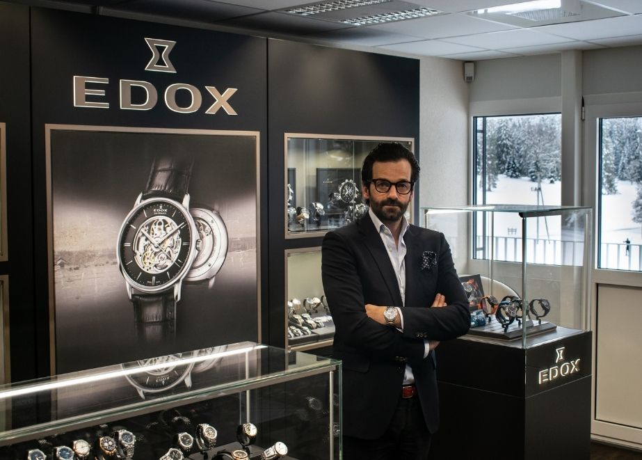 Leonhard Schweiger GLOBAL HEAD OF SALES MONTRES EDOX & VISTA SA: „In den Metropolen und Kreis- städten gibt es loyale Stammkundschaft, die seit Jahrzehnten zu ihrem Juwelier gehen und Wert auf guten Service legen. Sie sehen seit langem wenig Neues."