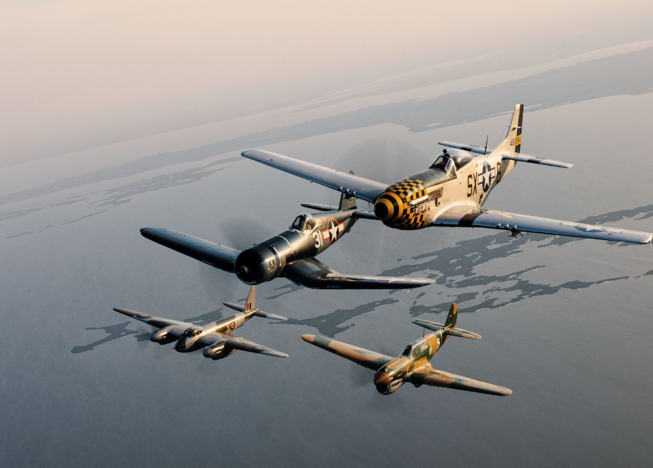Breitling_Super_AVI_Flugzeuglegenden Breitling_Super_AVI_Flugzeuglegenden
