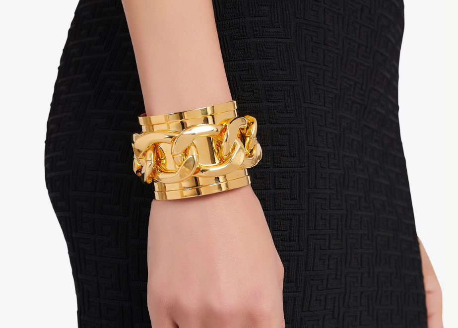 Messing-Armreif Balmain Bisher bei Balmain: Goldfarbener Armreif aus Messing für 1.000 Euro.