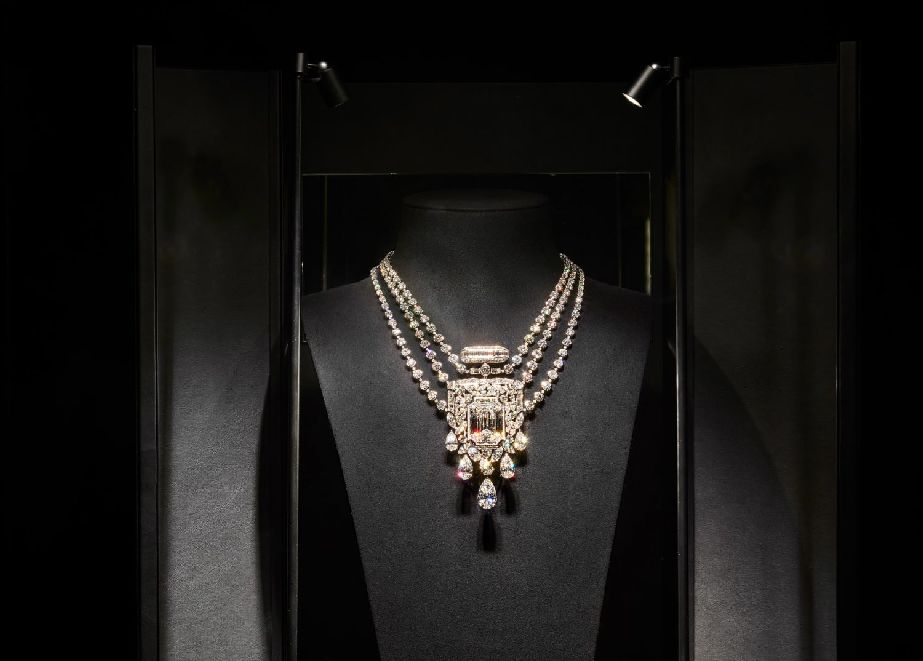 55.55-Collier aus der High Jewellery-Collection zum 100. Geburtstag der Duftikone Chanel No.5