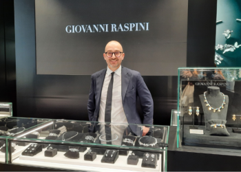 Stolz und glücklich, wieder auf der Inhorgenta zu sein: Giovanni Raspini Head of Export and Retail, Gabriele Rossi.