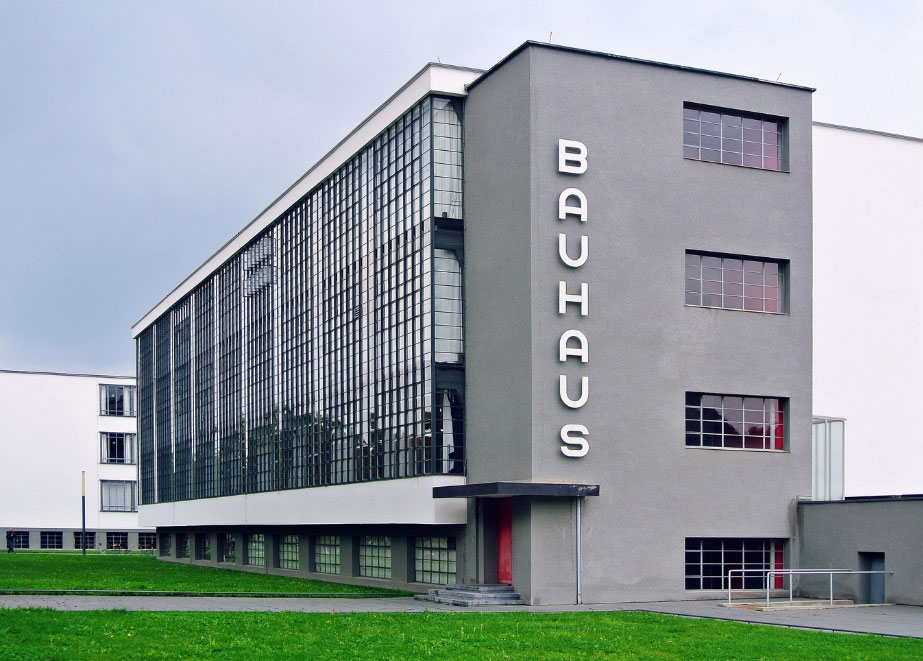 Bauhausgebäude in Dessau. © Spyrosdrakopoulos/Wikipedia