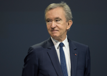 Richemont-Aktie steigt: Übernahmegerüchte durch LVMH