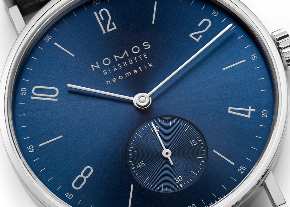 NOMOs_Glashütte_Ostern_2023_Tangente_petrol