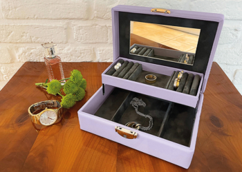 Carl_Engelkemper_Münster_CEM_Sacher_Etui_Schmuck_offen