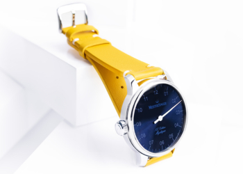 MeisterSinger_NL_Mystique_Gelb_2023_Einzeigeruhr