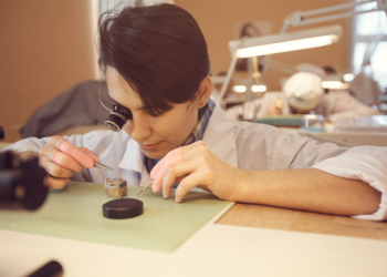 Uhrmacher_Ausbildung_Förderung