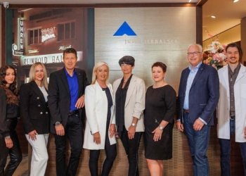 Lehmkühler coacht Überlebensstrategien für Juweliere