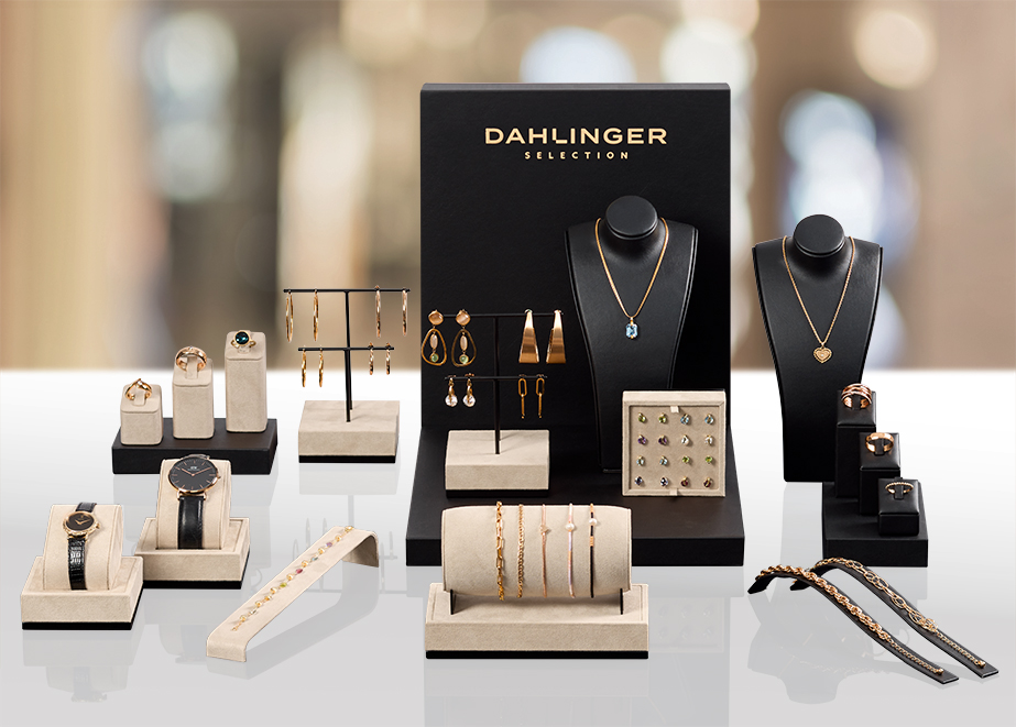 DAHLINGER Schaufenster-Etalagen-Set-2025-09_923x661