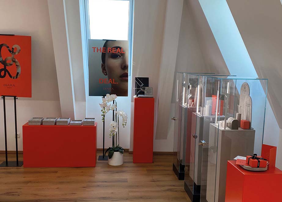 Stuetz-DIARA-Studios-POS-Material