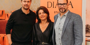 Diara Studios Alona Schmuckgalerie Stütz Alona Vogel