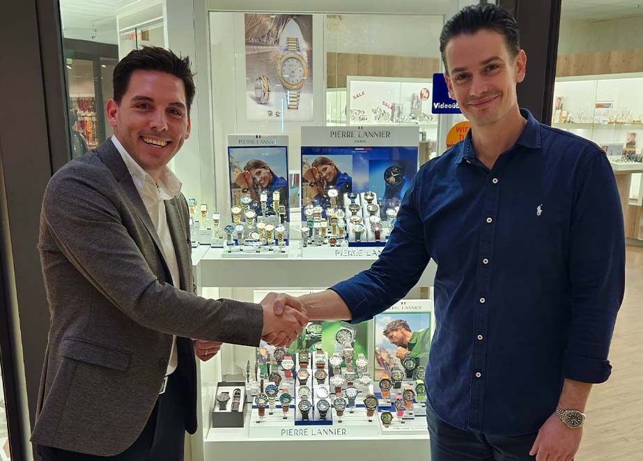 Juwelier Schröder Pierre Lannier Xaver-Josef Stadler und rechts Herrn Björn Bartsch (Geschäftsführer)