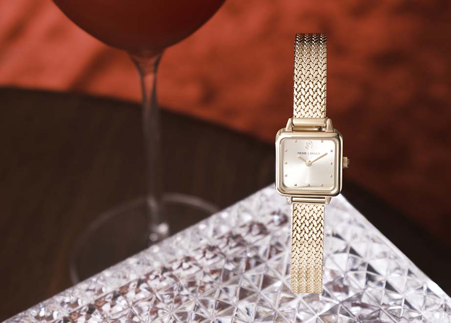 Pierre Lannier NEORA Quarz Damenuhr