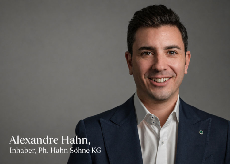 Farbe zieht an, Kompetenz verkauft: Alexandre Hahn über Farbedelsteine