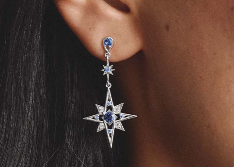 Mondschein zum Tragen: Das ist Thomas Sabos „Midnight Sky“